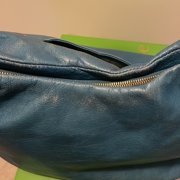 Hobo Slouchy Handbag/Purse - Picture 4 of 8